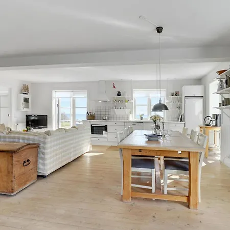 Four-bedroom In * Hesselager